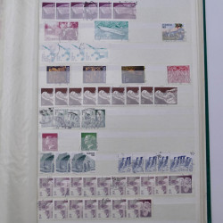 Lot de timbres de Suède oblitérés en un album.