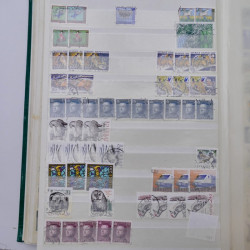 Lot de timbres de Suède oblitérés en un album.