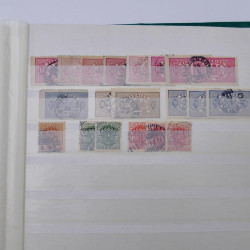 Lot de timbres de Suède oblitérés en un album.