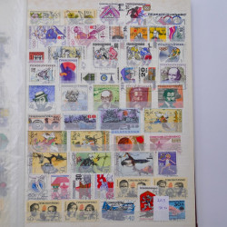 Lot de timbres de Tchécoslovaquie oblitérés en un album.