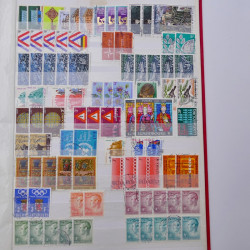 Lot de timbres de Luxembourg oblitérés en un album.