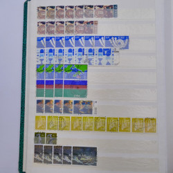 Lot de timbres d'Irlande oblitérés en un album.