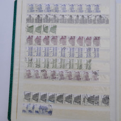 Lot de timbres d'Irlande oblitérés en un album.