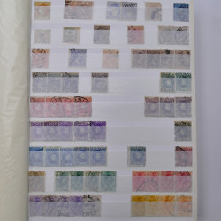 Lot de timbres d'Espagne oblitérés en un album.