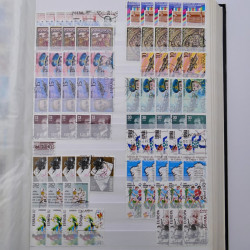 Lot de timbres d'Espagne oblitérés en un album.