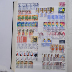 Lot de timbres d'Espagne oblitérés en un album.