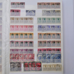 Lot de timbres d'Allemagne Reich neufs et oblitérés en un album.