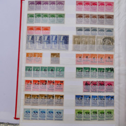 Lot de timbres d'Allemagne Reich neufs et oblitérés en un album.