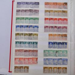 Lot de timbres d'Allemagne Reich neufs et oblitérés en un album.