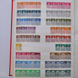 Lot de timbres d'Allemagne Reich neufs et oblitérés en un album.