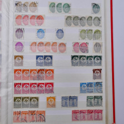 Lot de timbres d'Allemagne Reich neufs et oblitérés en un album.