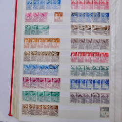 Lot de timbres d'Allemagne Reich neufs et oblitérés en un album.