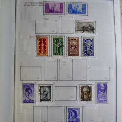 Collection timbres d'Italie 1862-2003 neufs et oblitérés en un album.