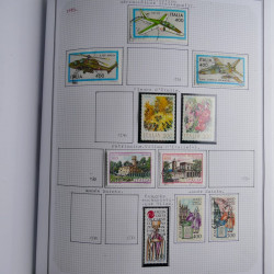 Collection timbres d'Italie 1862-2003 neufs et oblitérés en un album.