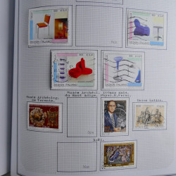 Collection timbres d'Italie 1862-2003 neufs et oblitérés en un album.