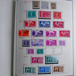 Collection timbres d'Italie 1862-2003 neufs et oblitérés en un album.