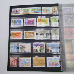 Lot de timbres de Liban neufs et oblitérés en un album.
