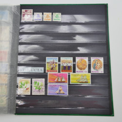 Lot de timbres de Liban neufs et oblitérés en un album.