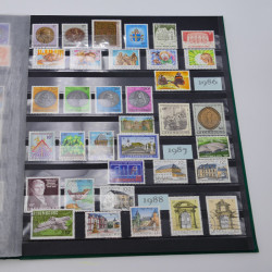 Lot de timbres de Liechtenstein et Luxembourg neufs et oblitérés en un album.