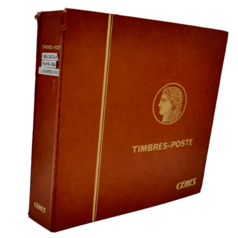 Collection timbres de Belgique, Pays Bas, Luxembourg en un album.