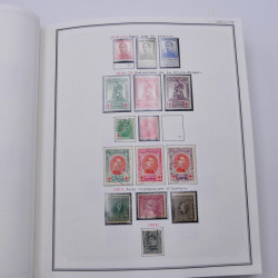 Collection timbres de Belgique, Pays Bas, Luxembourg en un album.