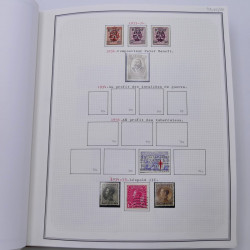 Collection timbres de Belgique, Pays Bas, Luxembourg en un album.