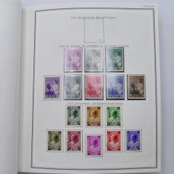 Collection timbres de Belgique, Pays Bas, Luxembourg en un album.