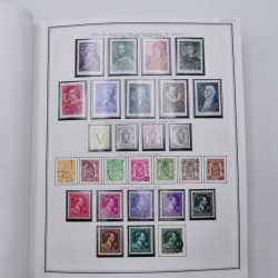 Collection timbres de Belgique, Pays Bas, Luxembourg en un album.