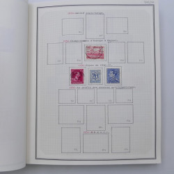 Collection timbres de Belgique, Pays Bas, Luxembourg en un album.