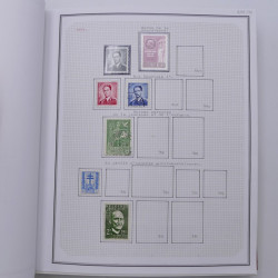 Collection timbres de Belgique, Pays Bas, Luxembourg en un album.