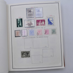 Collection timbres de Belgique, Pays Bas, Luxembourg en un album.