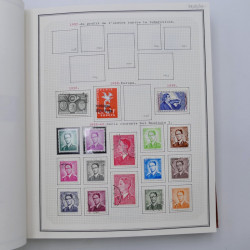 Collection timbres de Belgique, Pays Bas, Luxembourg en un album.