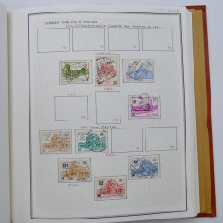 Collection timbres de Belgique, Pays Bas, Luxembourg en un album.