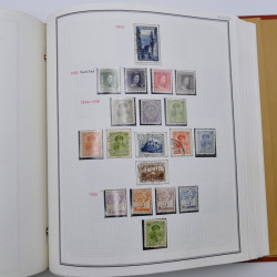 Collection timbres de Belgique, Pays Bas, Luxembourg en un album.