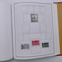 Collection timbres de Belgique, Pays Bas, Luxembourg en un album.