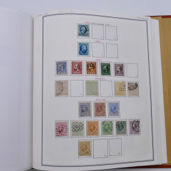 Collection timbres de Belgique, Pays Bas, Luxembourg en un album.