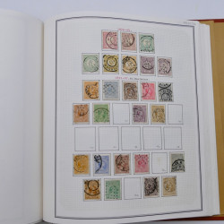Collection timbres de Belgique, Pays Bas, Luxembourg en un album.