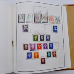 Collection timbres de Belgique, Pays Bas, Luxembourg en un album.