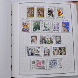 Collection timbres de Espagne - Grande Bretagne en un album.