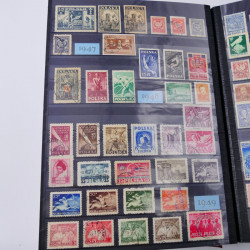 Lot de timbres de Pologne 1915-2003 neufs et oblitérés en un album.