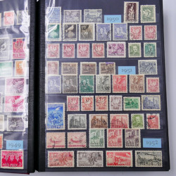 Lot de timbres de Pologne 1915-2003 neufs et oblitérés en un album.