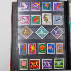Lot de timbres de Pologne 1915-2003 neufs et oblitérés en un album.