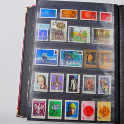 Lot de timbres de Pologne 1915-2003 neufs et oblitérés en un album.