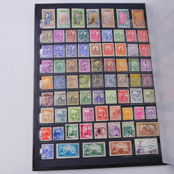 Lot de timbres de Tunisie neufs et oblitérés en un album.
