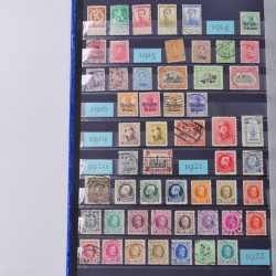 Lot de timbres de Belgique neufs et oblitérés en un album.