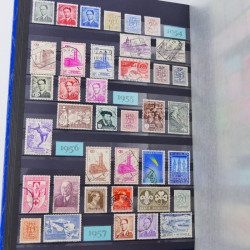 Lot de timbres de Belgique neufs et oblitérés en un album.