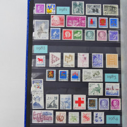 Lot de timbres de Belgique neufs et oblitérés en un album.