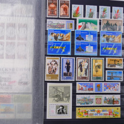 Lot de timbres d'Allemagne DDR 1948-1990 neufs et oblitérés en un album.