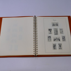 Album Leuchtturm avec feuilles préimprimées France 1970-1979.