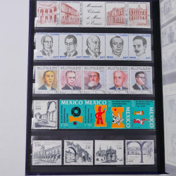 Lot de timbres de Mexique neufs et oblitérés en un album.